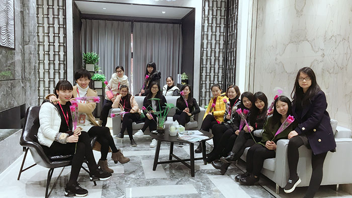 女神节，九洲国际官网-相信品牌力量整个女神带给你不一样的履历