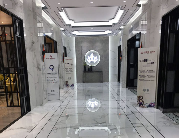 很多业主会以为在冬季不适合装建，这也是让很多装建公司没有法子持续与客户沟通下去。其切实冬季装建也有他的益处，此刻陶瓷一线品牌九洲国际官网-相信品牌力量幼编通知您，冬季装建当苦衷项有哪些？各位业主看了也就不会再以为冬季不适合装建了。