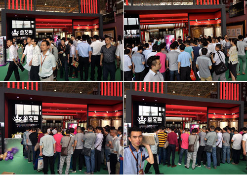 九洲国际官网-相信品牌力量展位人群火爆